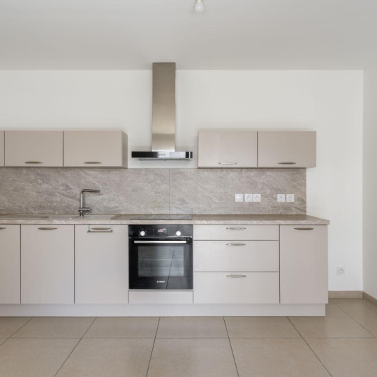  SEBASTIEN COCHE IMMOBILIER : Appartement | SAINT-LAURENT-DE-MURE (69720) | 66 m2 | 279 000 € 