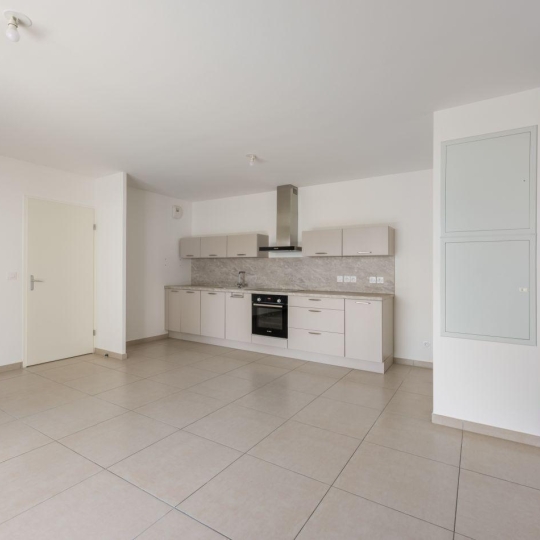  SEBASTIEN COCHE IMMOBILIER : Appartement | SAINT-LAURENT-DE-MURE (69720) | 66 m2 | 279 000 € 