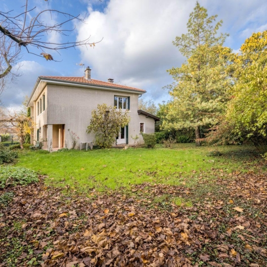  SEBASTIEN COCHE IMMOBILIER : House | SAINT-LAURENT-DE-MURE (69720) | 138 m2 | 330 000 € 