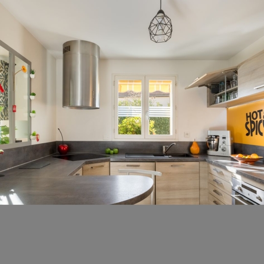  SEBASTIEN COCHE IMMOBILIER : House | MEYZIEU (69330) | 110 m2 | 520 000 € 