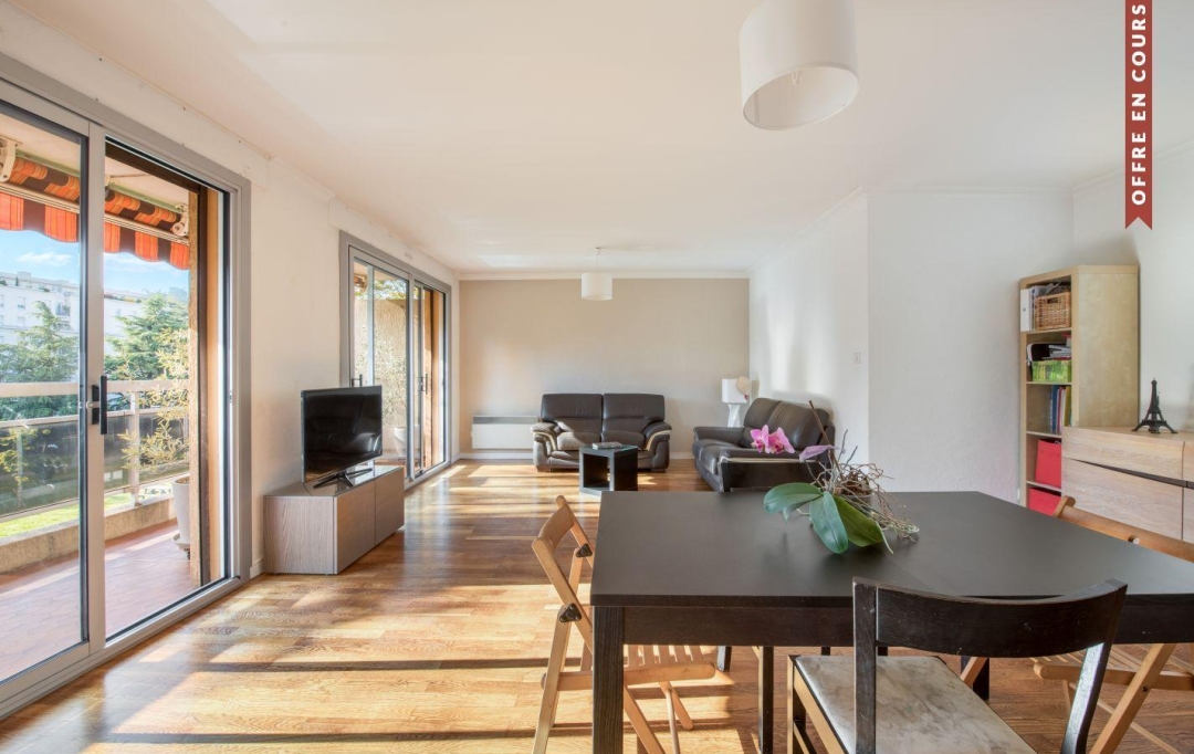 SEBASTIEN COCHE IMMOBILIER : Autres | VILLEURBANNE (69100) | 101 m2 | 420 000 € 