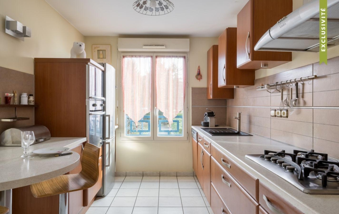 SEBASTIEN COCHE IMMOBILIER : Apartment | MEYZIEU (69330) | 74 m2 | 259 000 € 