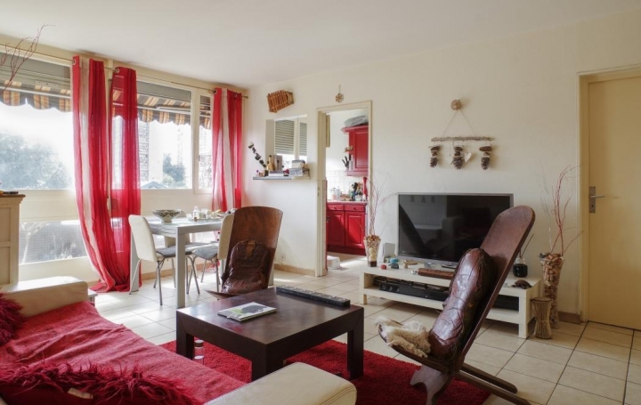 SEBASTIEN COCHE IMMOBILIER : Appartement | BRON (69500) | 61 m2 | 135 000 € 