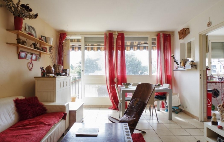 SEBASTIEN COCHE IMMOBILIER : Appartement | BRON (69500) | 61 m2 | 135 000 € 