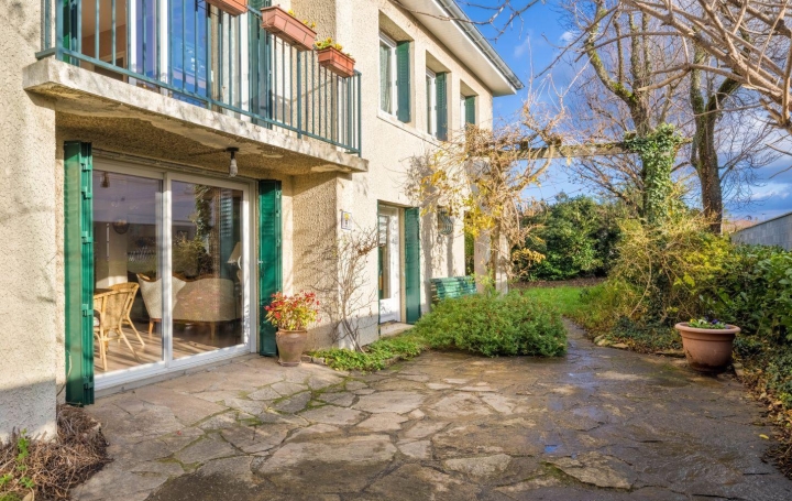  SEBASTIEN COCHE IMMOBILIER Maison / Villa | SAINT-LAURENT-DE-MURE (69720) | 138 m2 | 330 000 € 
